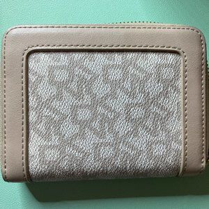 DKNY Small Card Holder Wallet